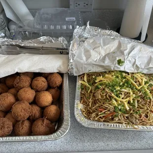 Adagi and Fried Noodles