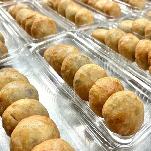 Aunty Kay 's Okinawan Sweet Potato Manju