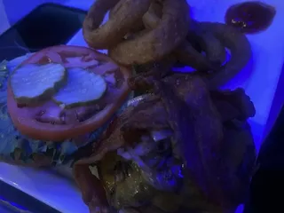 Cliff's Bar & Grill