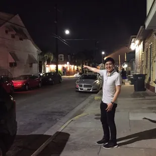 Me in front of the world-famous Iggy&apos;s