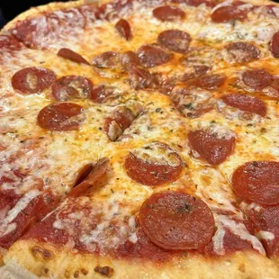 18&quot; Pepperoni Pizza