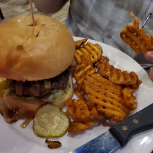 Jack Daniel 's Burger