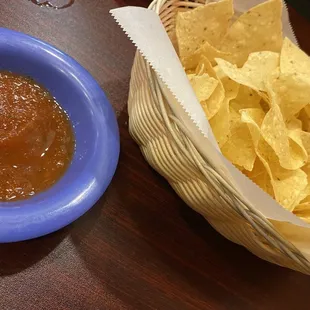 Tortilla chips and salsa