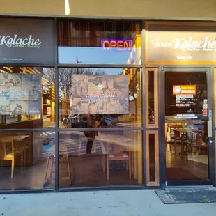 the entrance to the restaurant