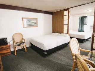 Royal Grove Waikiki