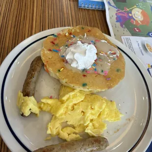 Jr. Cupcake Pancake Combo