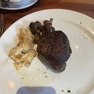 Classics, Filet Mignon* "Baseball Cut"