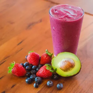 Avocado Mix Berry Smoothie