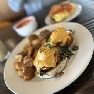 Crab Benedict