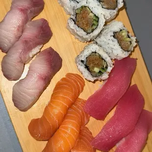 Super Nigiri Combo  the tuna in the roll might have done something to my stomach, not fresh compared to the other cuts