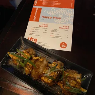 Spicy tuna tots