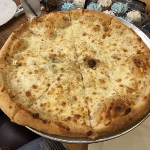 White Cheese Pizza