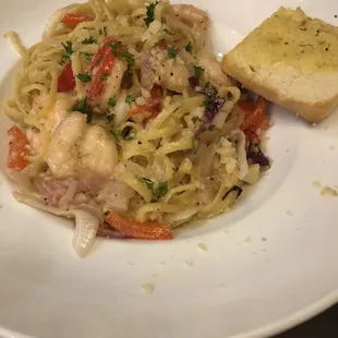 Shrimp Scampi Linguine