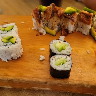 Sushi rolls