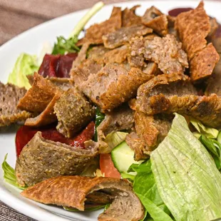 GREEK SALAD WITH GYRO MEAT