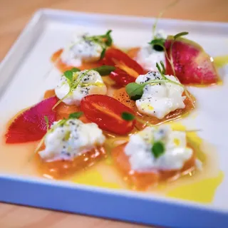 SALMON BURRATA