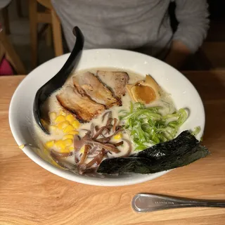 Truffle butter Tonkotsu Soup