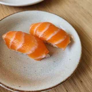 Salmon Sushi