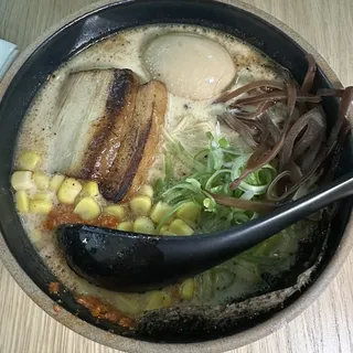 Burnt Garlic Tonkotsu Ramen