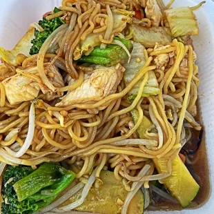 Chicken Yakisoba