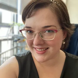 Sarah R.