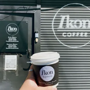 Latte &amp; Entrance