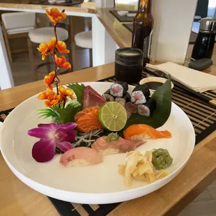 sushi, sashimi, sushi and sashimi, food