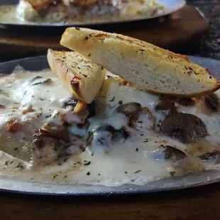 Stuffed Shell Alfredo with Mushrooms