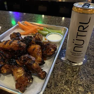 chicken, fried chicken, poultry, chicken wings, food, bbq chicken, fried chicken wings, chicken wings and fried chicken, bbq wings