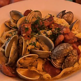 Clam Linguini -- one of the lighter pastas