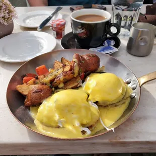 Eggs Benedict