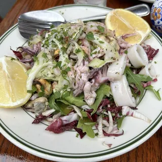 Insalata di Mare (Italian Seafood Salad )