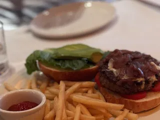 Serafina Vino E Cucina