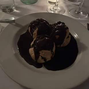Profiteroles (not the best)