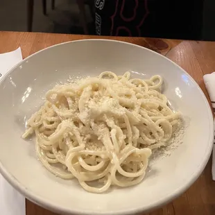 Kids Spaghetti w| butter &amp; cheese