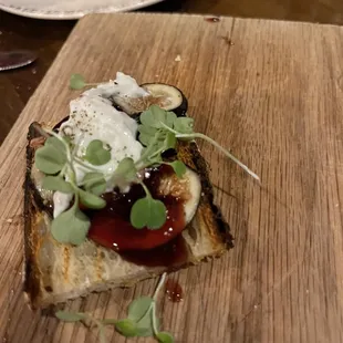 Fig bruschetta