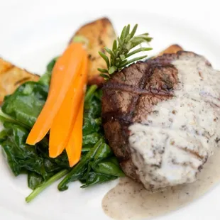 Filetto di Manzo with White Truffle Sauce.
