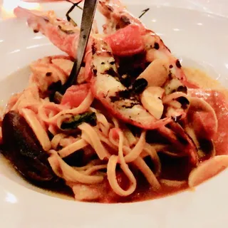 Linguini Ai Frutti di Mare