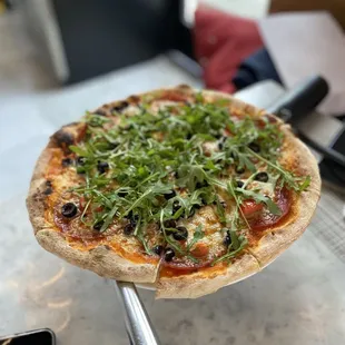 Prosciutto pizza