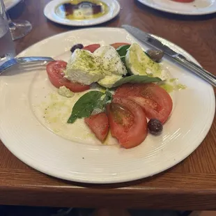 Tomato Caprese Salad