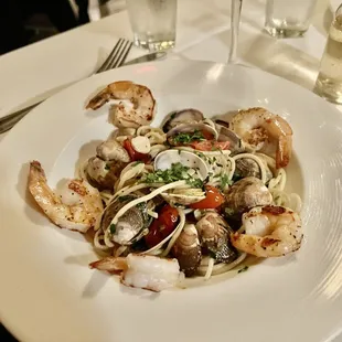 Specialty Seafood with shrimp, clams