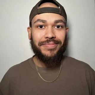 Erik H.