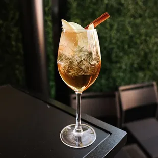 Spiced spritz