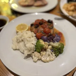 Mother's day special sea bass (mashed potatoes, cauliflower)