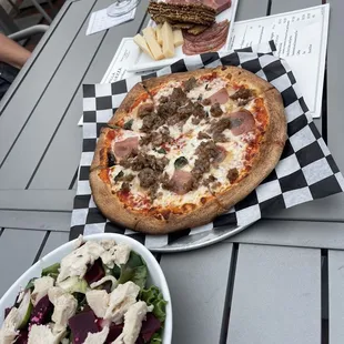 pizza and salad