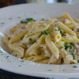pasta dish, pasta, food