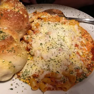 Baked Ziti with Garlic Knots.