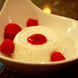 dessert, food
