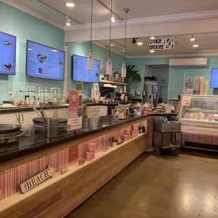 inside IL GELTO CAFE