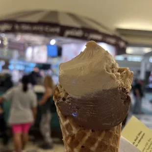 Kona Coffee &amp; Dark Chocolate